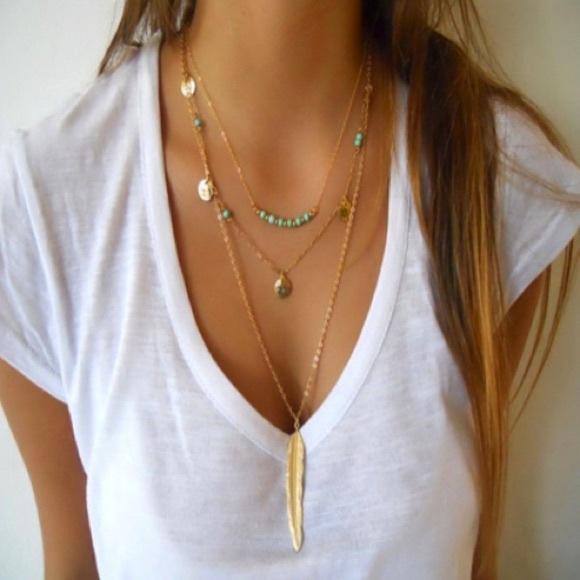 Jewelry - 3 layer feather necklace
